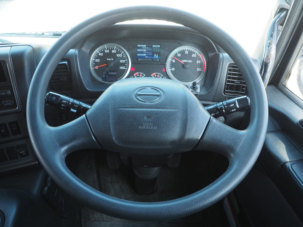 日野 グランドプロフィア ウイング車 大型 QKG-FW1EXBG 年式 H24[写真30]