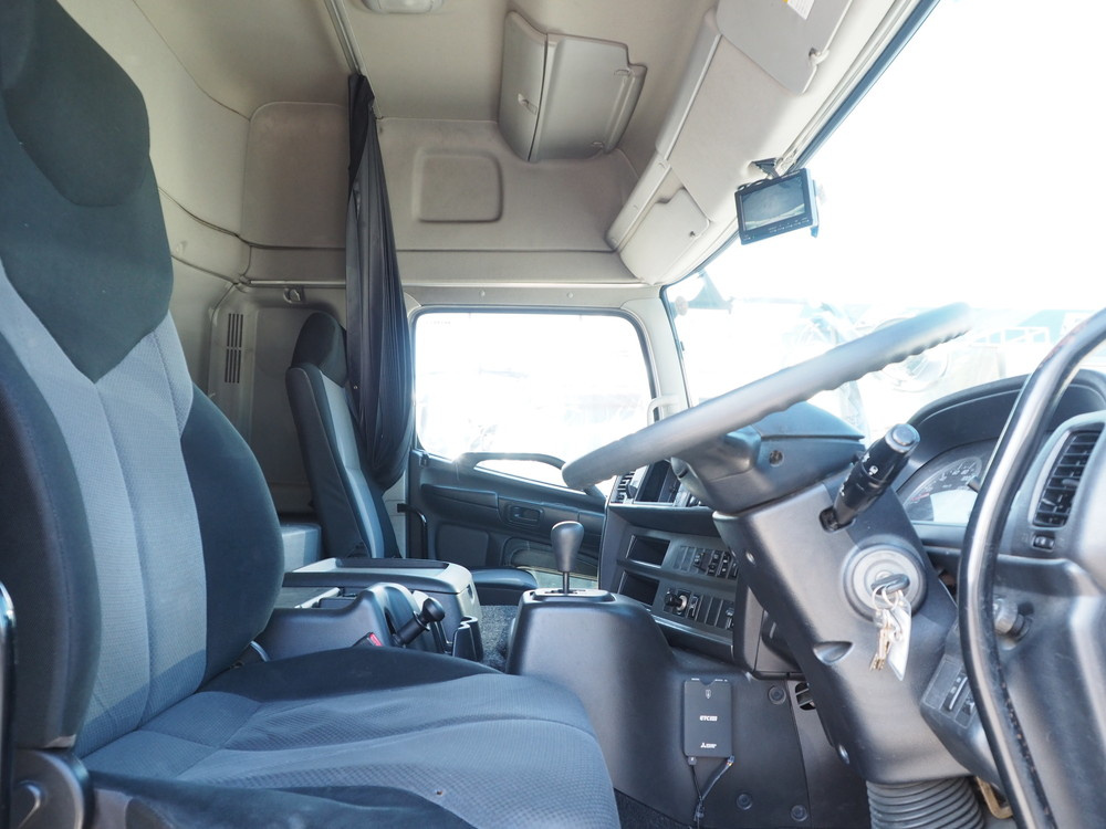 日野 グランドプロフィア ウイング車 大型 QKG-FW1EXBG 年式 H24[写真28]