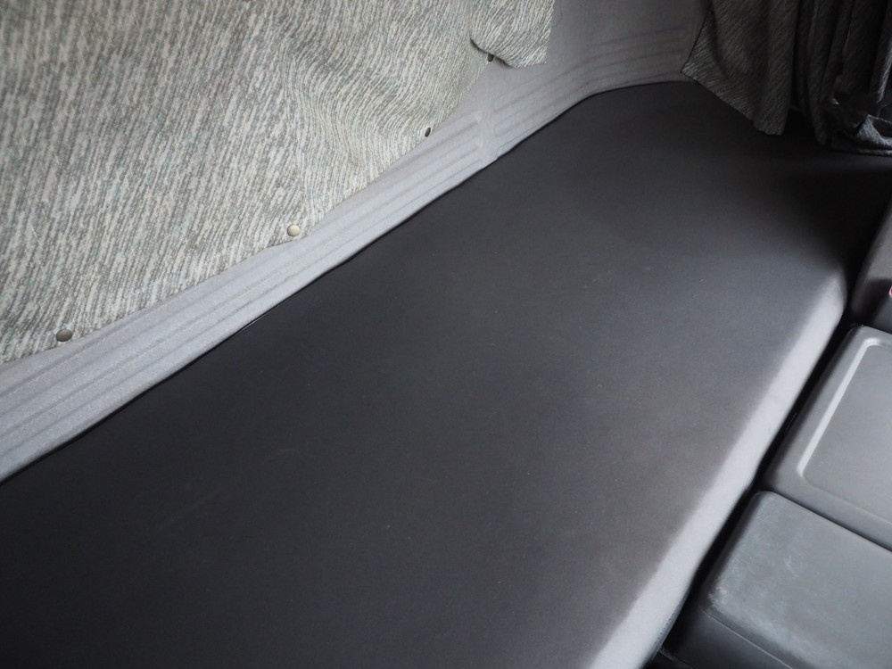 いすゞ ギガ ウイング車 大型 LKG-CYJ77A 年式 H22[写真44]