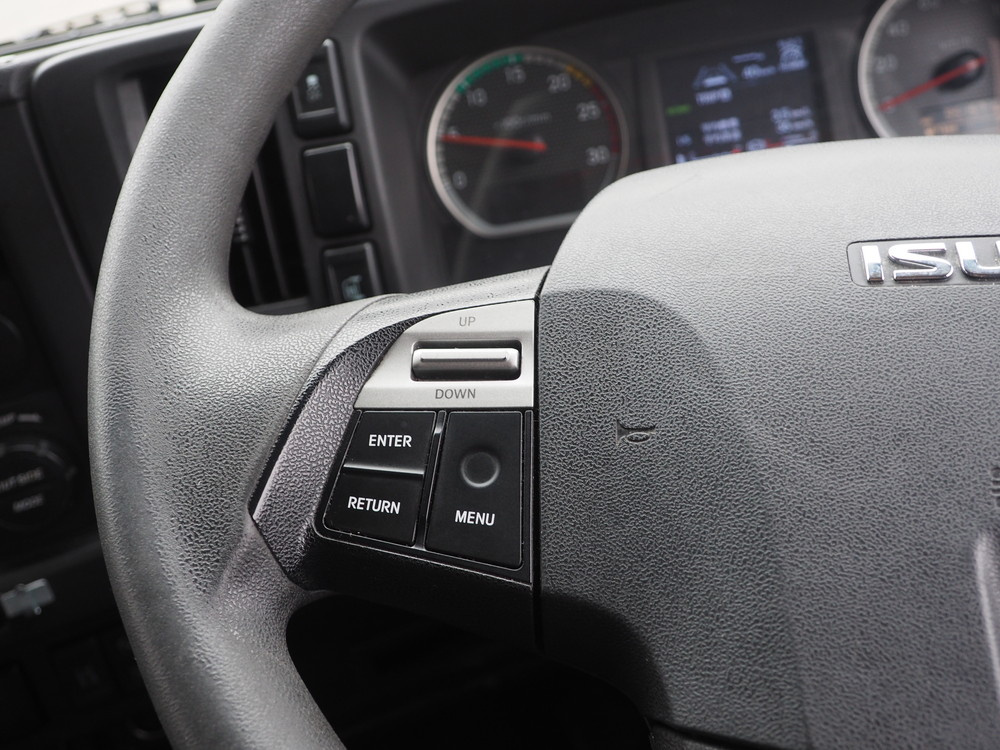 いすゞ ギガ 冷凍ウイング 大型 QKG-CYJ77B 年式 H28[写真23]