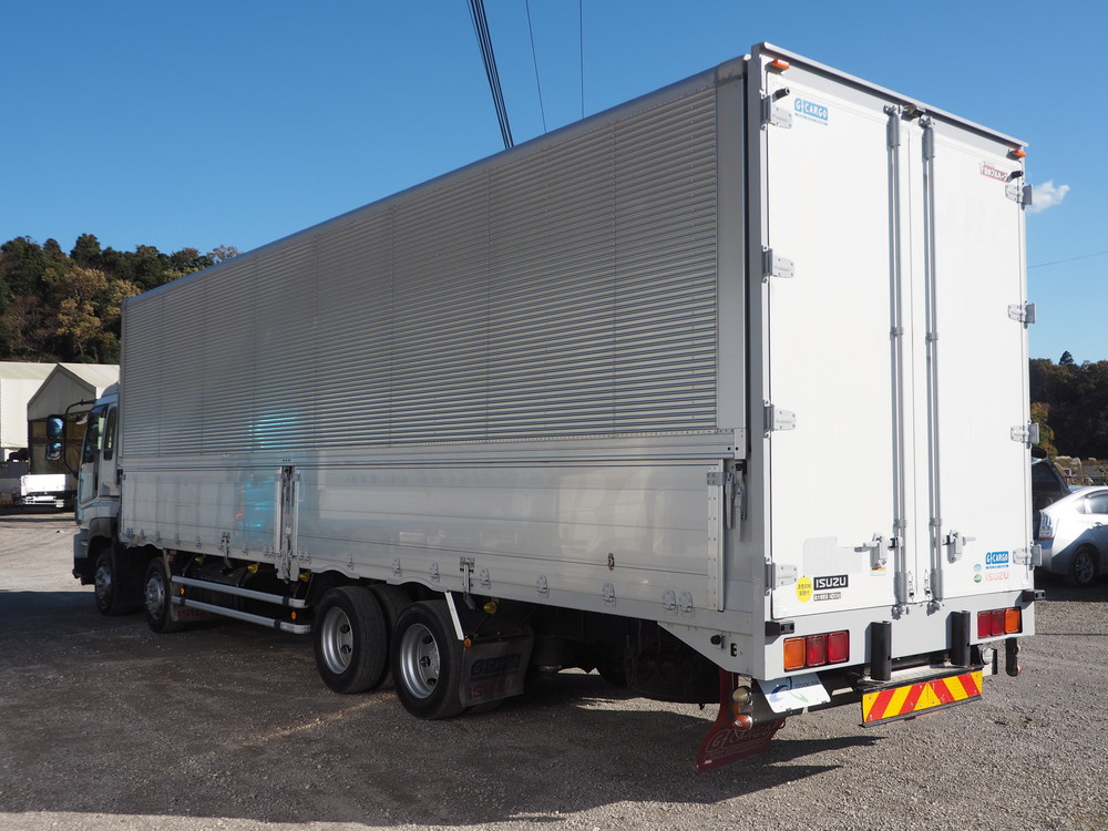 いすゞ ギガ ウイング車 大型 QKG-CYJ77A 年式 H25[写真08]