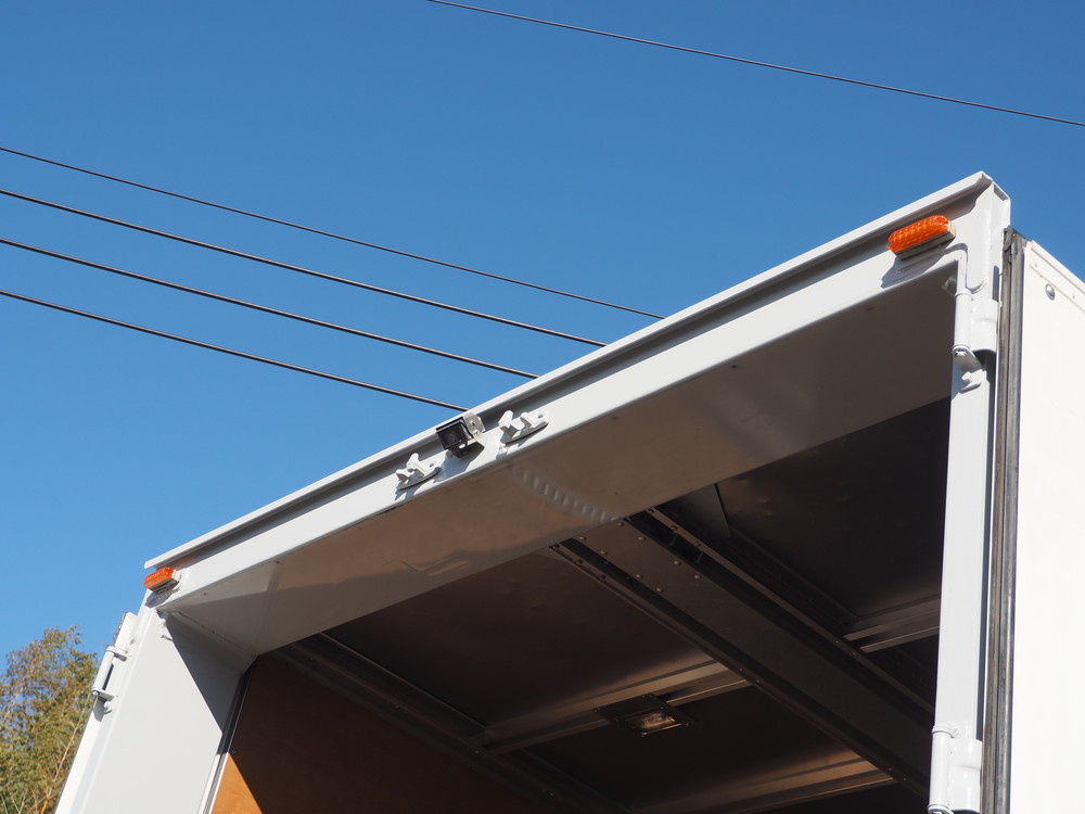 いすゞ ギガ ウイング車 大型 QKG-CYJ77A 年式 H25[写真27]