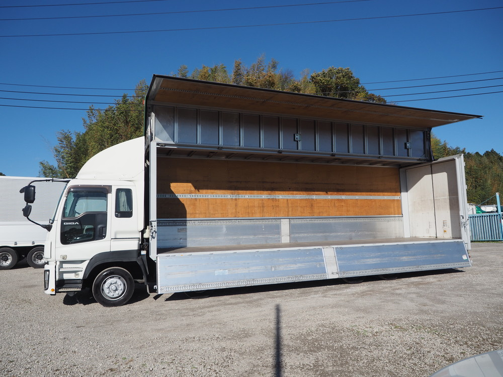 いすゞ ギガ ウイング車 大型 QKG-CYJ77A 年式 H25[写真16]