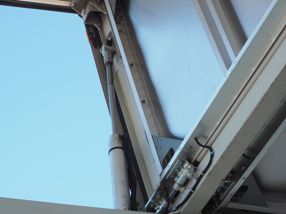 いすゞ フォワード ウイング車 中型 SKG-FRR90S2 年式 H24[写真12]