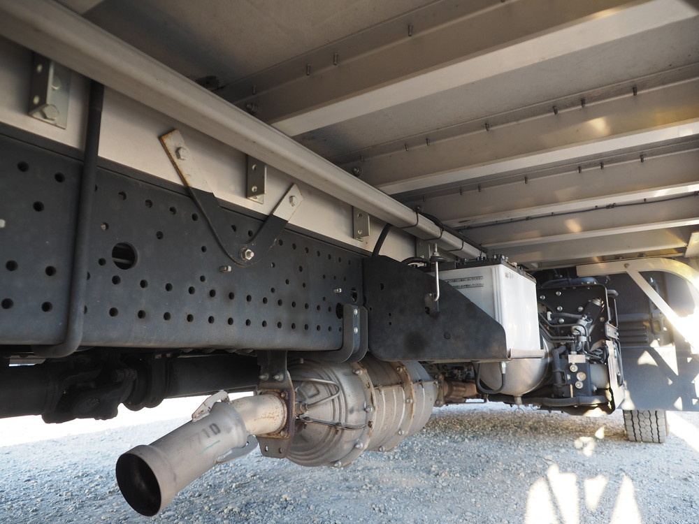 いすゞ フォワード ウイング車 中型 TKG-FRR90T2 年式 H29[写真44]