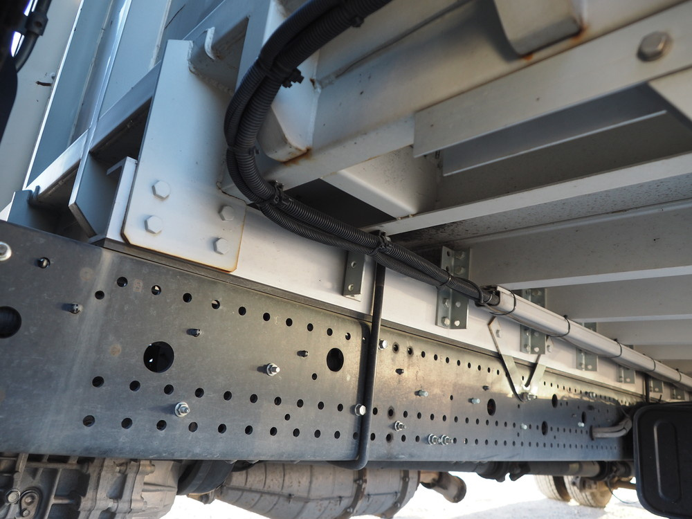 いすゞ フォワード ウイング車 中型 TKG-FRR90T2 年式 H29[写真43]