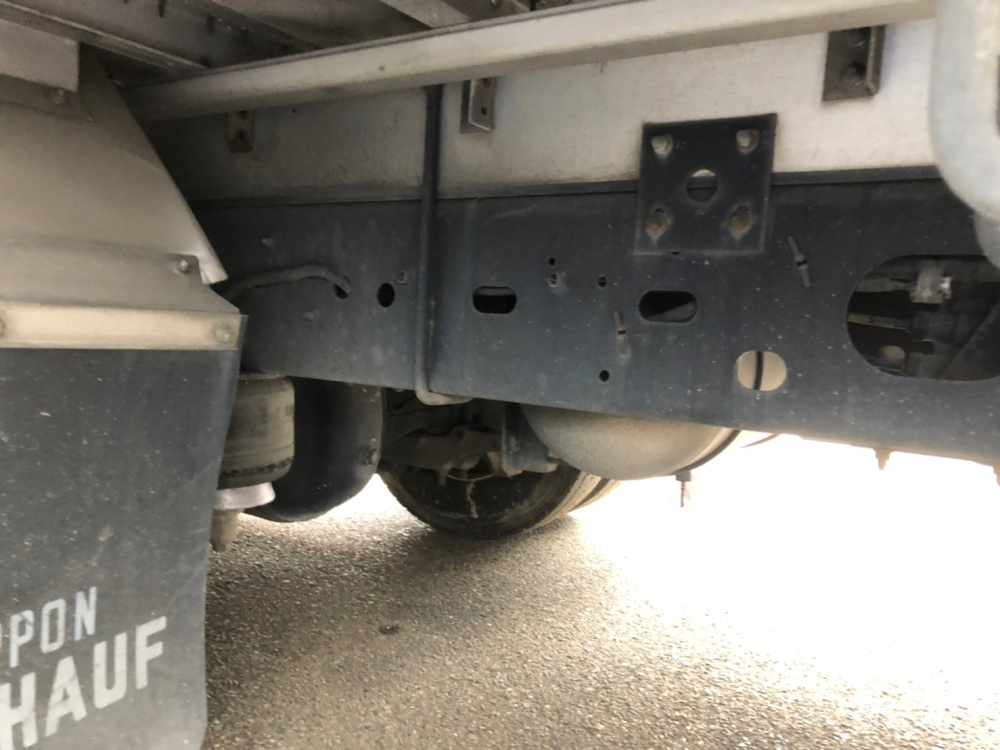 いすゞ フォワード ウイング車 中型 PKG-FRR90T2 年式 H21[写真05]