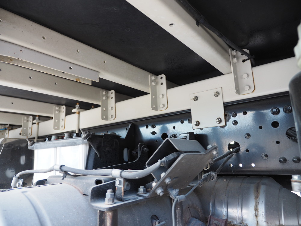 三菱ふそう ファイター ウイング車 中型 TKG-FK61F 年式 H26[写真42]