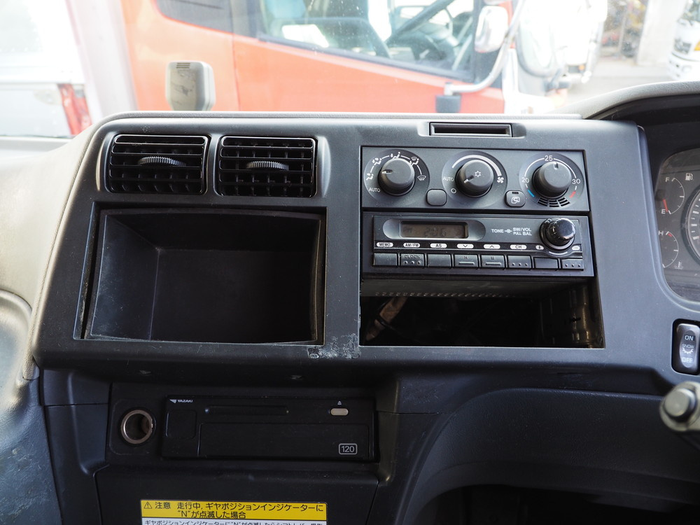 三菱ふそう スーパーグレート ウイング車 大型 LKG-FS54VZ 年式 H22[写真29]