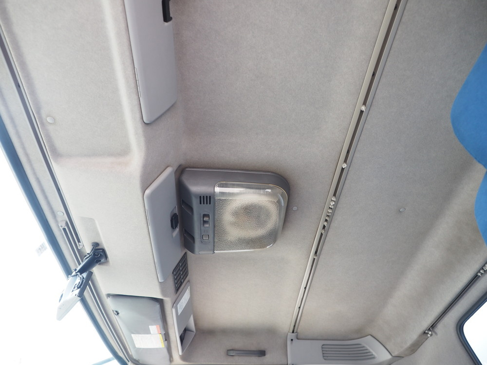 いすゞ ギガ ウイング車 大型 PDG-CYJ77W8 年式 H21[写真41]