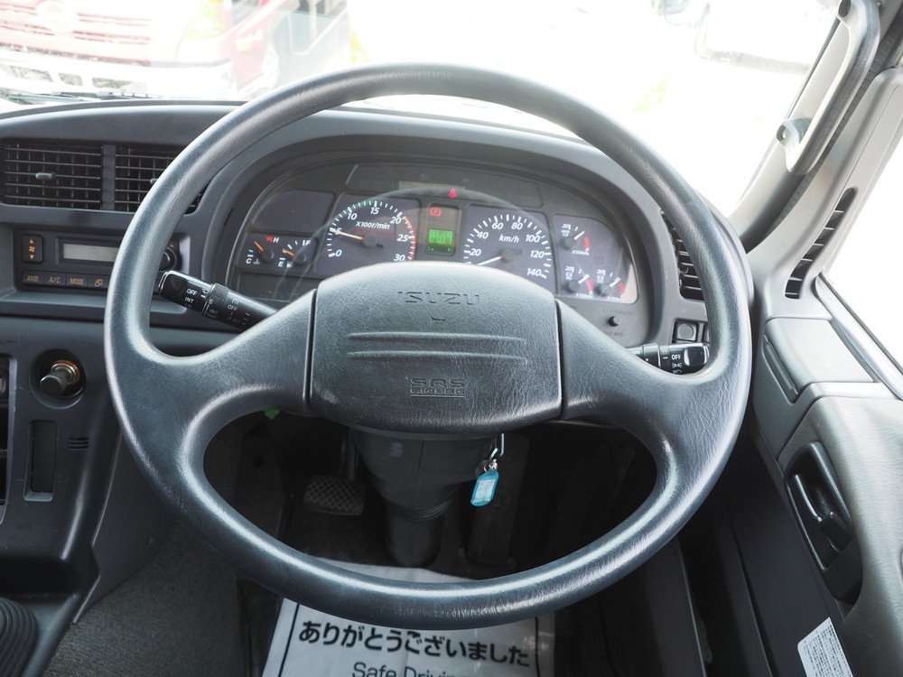 いすゞ ギガ ウイング車 大型 PDG-CYJ77W8 年式 H21[写真33]