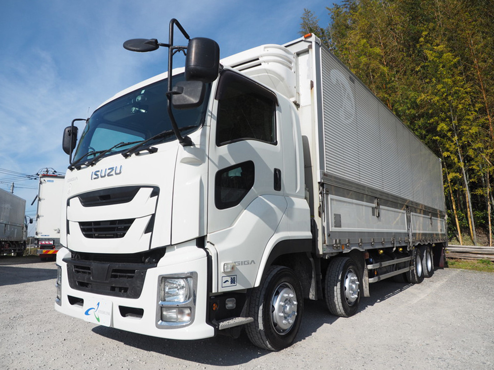 いすゞ ギガ 冷凍ウイング 大型 QKG-CYJ77B 年式 H28[写真01]