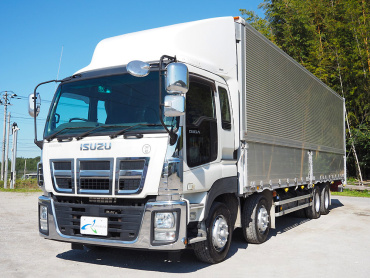 いすゞ ギガ ウイング車 大型 QKG-CYJ77A 年式 H28 [写真01]