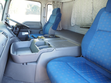 いすゞ ギガ ウイング車 大型 QKG-CYJ77A 年式 H28 [写真28]