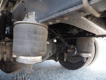 いすゞ ギガ ウイング車 大型 QKG-CYJ77A 年式 H28 [写真30]