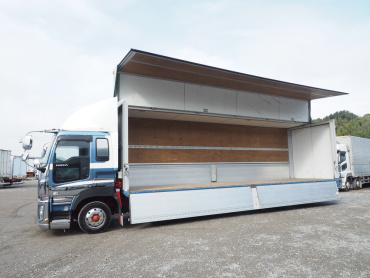 いすゞ ギガ ウイング車 大型 QKG-CYJ77A 年式 H26 [写真18]