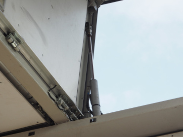 いすゞ ギガ ウイング車 大型 QKG-CYJ77A 年式 H26 [写真20]