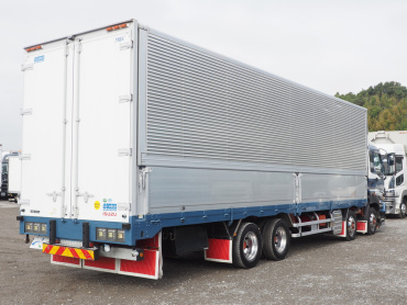 いすゞ ギガ ウイング車 大型 QKG-CYJ77A 年式 H26 [写真05]