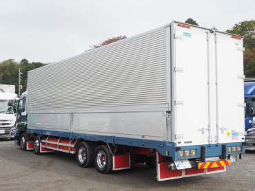 いすゞ ギガ ウイング車 大型 QKG-CYJ77A 年式 H26 [写真07]