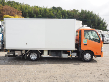 日野 デュトロ 冷凍バン 小型 TQG-XKU710M 年式 H24 [写真09]