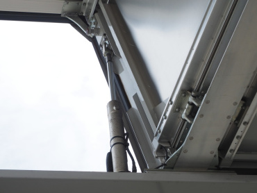 日野 グランドプロフィア ウイング車 大型 QKG-FW1EXBG 年式 H24 [写真14]