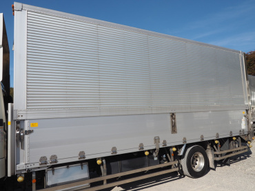 三菱ふそう ファイター ウイング車 中型 TKG-FK64F 年式 H26 [写真16]