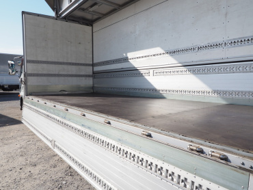 三菱ふそう ファイター ウイング車 中型 TKG-FK64F 年式 H26 [写真23]