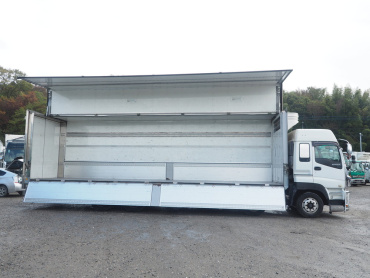 いすゞ ギガ 冷凍ウイング 大型 QKG-CYJ77A 年式 H26 [写真13]