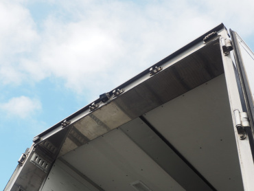 いすゞ ギガ 冷凍ウイング 大型 QKG-CYJ77A 年式 H26 [写真32]