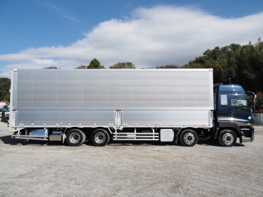 いすゞ ギガ ウイング車 大型 QKG-CYJ77A 年式 H26 [写真10]