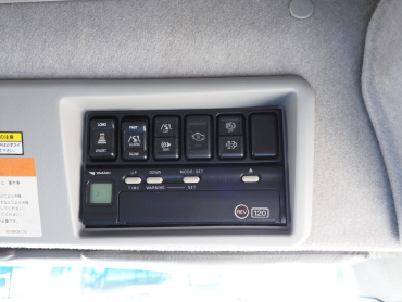 いすゞ ギガ ウイング車 大型 QKG-CYJ77A 年式 H26 [写真47]