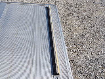 日野 デュトロ バン車 小型 TKG-XZU655M 年式 H27 [写真28]