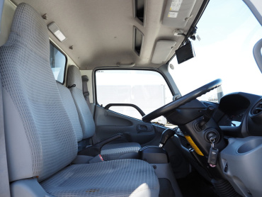 日野 デュトロ バン車 小型 TKG-XZU655M 年式 H27 [写真31]