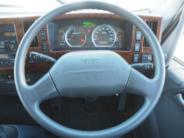 いすゞ フォワード ウイング車 中型 TKG-FRR90T2 年式 H26 [写真40]