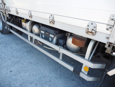 日野 グランドプロフィア ウイング車 大型 BKG-FW1EXYG 年式 H20 [写真09]