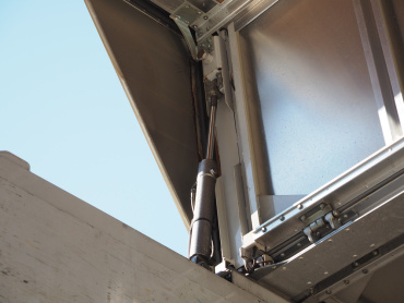 日野 グランドプロフィア ウイング車 大型 BKG-FW1EXYG 年式 H20 [写真17]