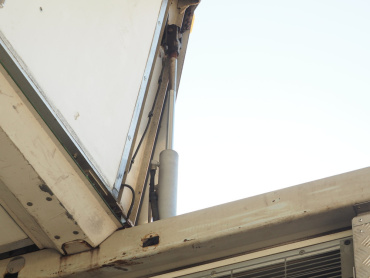 いすゞ ギガ 冷凍ウイング 大型 PKG-CYJ77W8 年式 H21 [写真13]