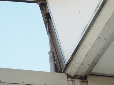 いすゞ ギガ 冷凍ウイング 大型 PKG-CYJ77W8 年式 H21 [写真14]