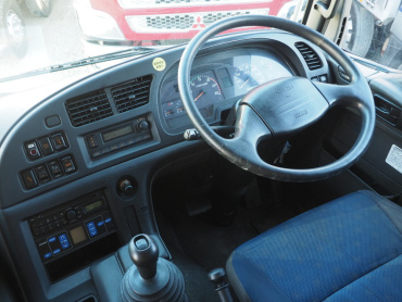 いすゞ ギガ 冷凍ウイング 大型 PKG-CYJ77W8 年式 H21 [写真24]