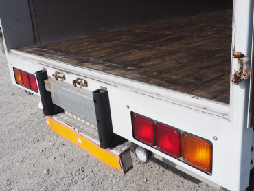 いすゞ ギガ ウイング車 大型 PDG-CYJ77W8 年式 H21 [写真28]