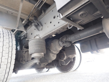 いすゞ ギガ 冷凍ウイング 大型 QKG-CYJ77B 年式 H28 [写真30]