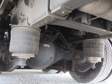 いすゞ ギガ 冷凍ウイング 大型 QKG-CYJ77B 年式 H28 [写真31]