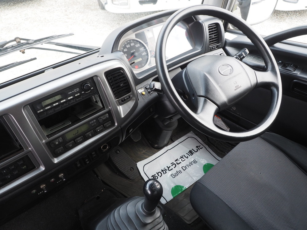 日野 レンジャー 冷凍バン 中型 TKG-FC9JKAA 年式 H26[写真32]