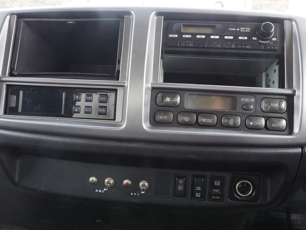 日野 レンジャー 冷凍バン 中型 TKG-FC9JKAA 年式 H26[写真35]