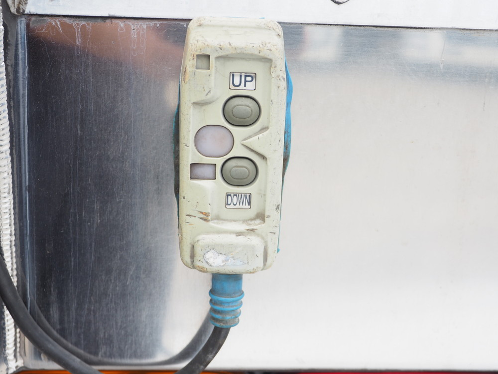 日野 レンジャー 冷凍バン 中型 TKG-FD7JLAG 年式 H24[写真20]