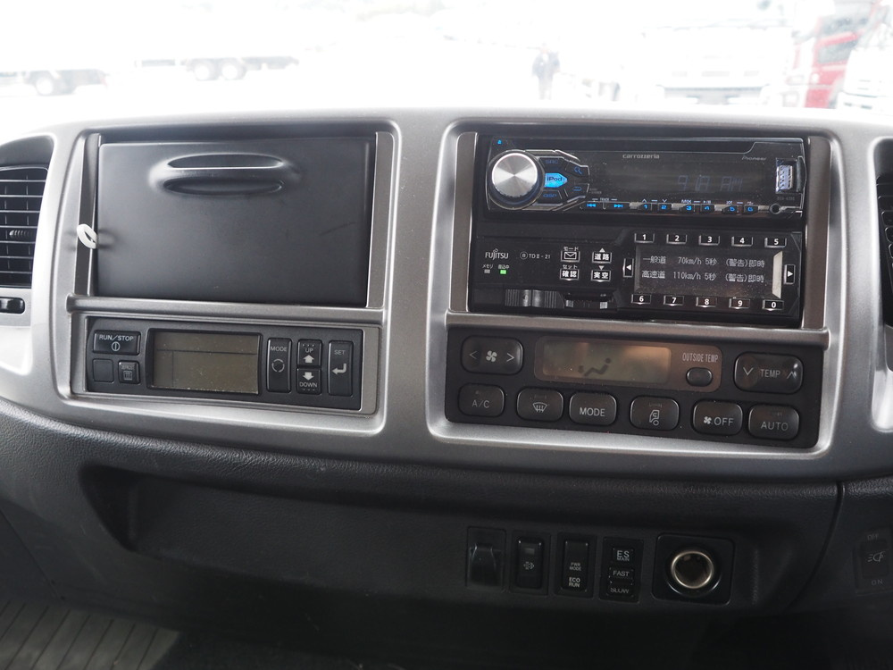 日野 レンジャー 冷凍バン 中型 TKG-FD7JLAG 年式 H24[写真31]