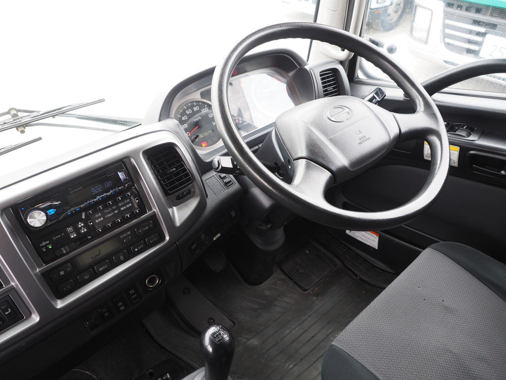 日野 レンジャー 冷凍バン 中型 TKG-FD7JLAG 年式 H24[写真28]