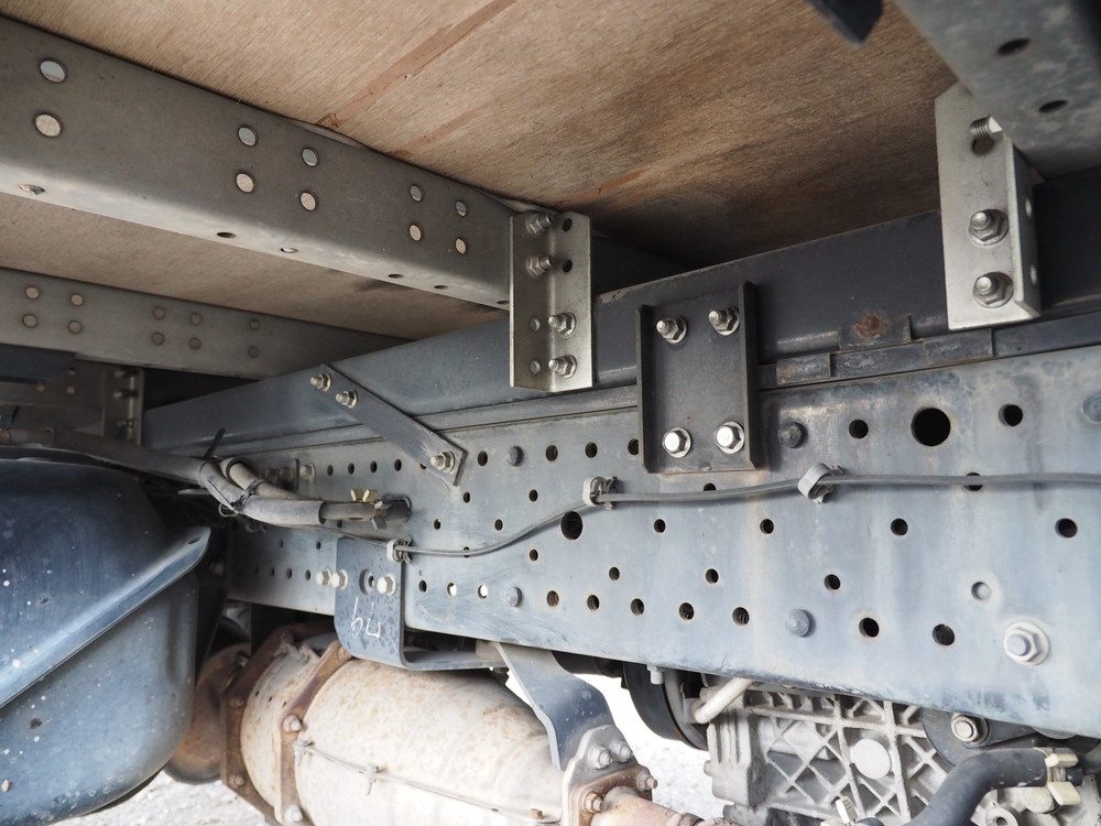 いすゞ エルフ バン車 小型 TKG-NLR85AN 年式 H26[写真34]