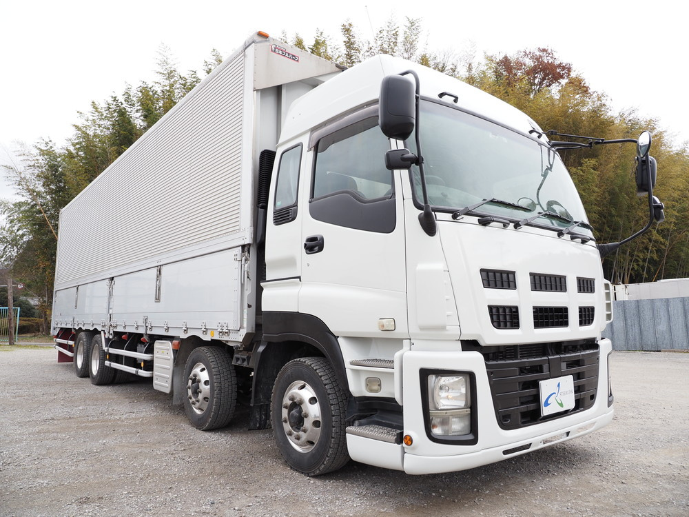 いすゞ ギガ ウイング車 大型 LKG-CYJ77A 年式 H23[写真04]