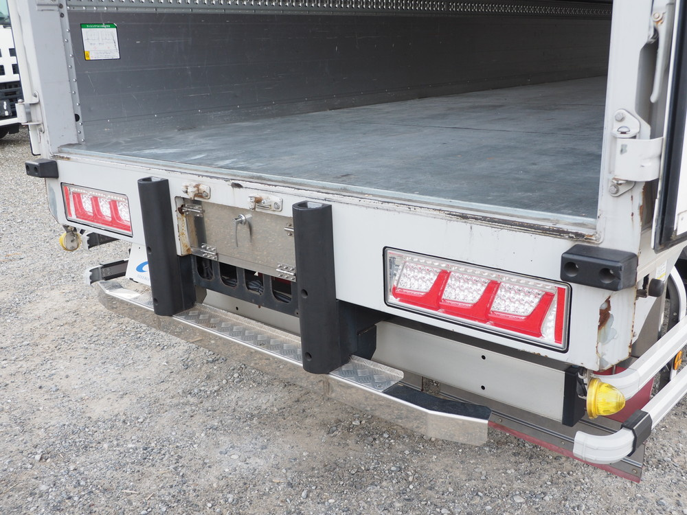 いすゞ フォワード ウイング車 中型 TKG-FRR90S2 年式 H28[写真32]